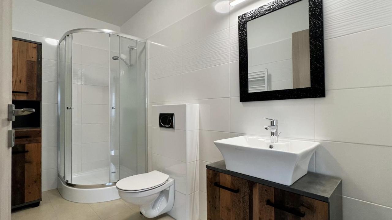גיור Gardencity Apartmanhaz מראה חיצוני תמונה