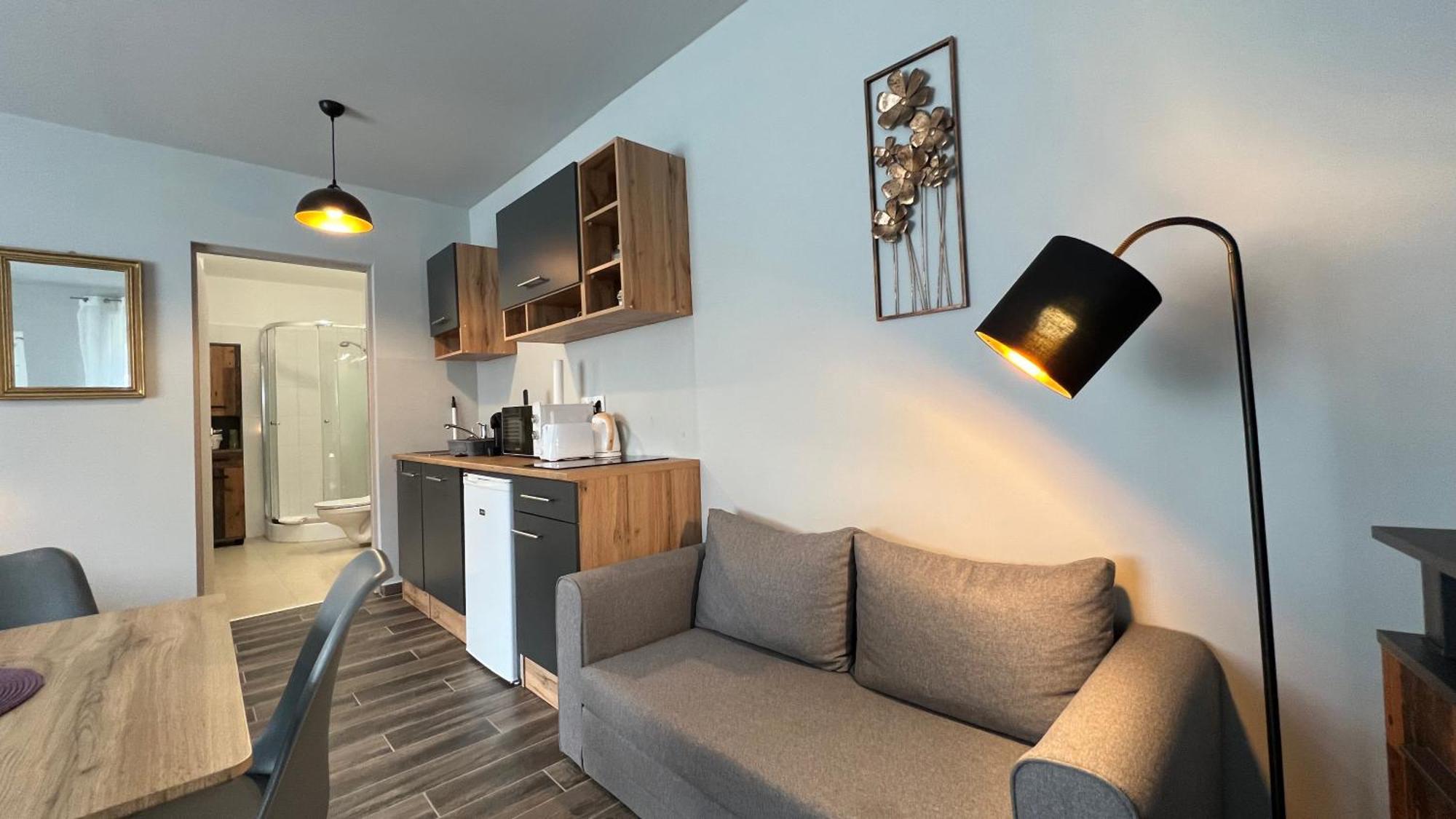 גיור Gardencity Apartmanhaz מראה חיצוני תמונה